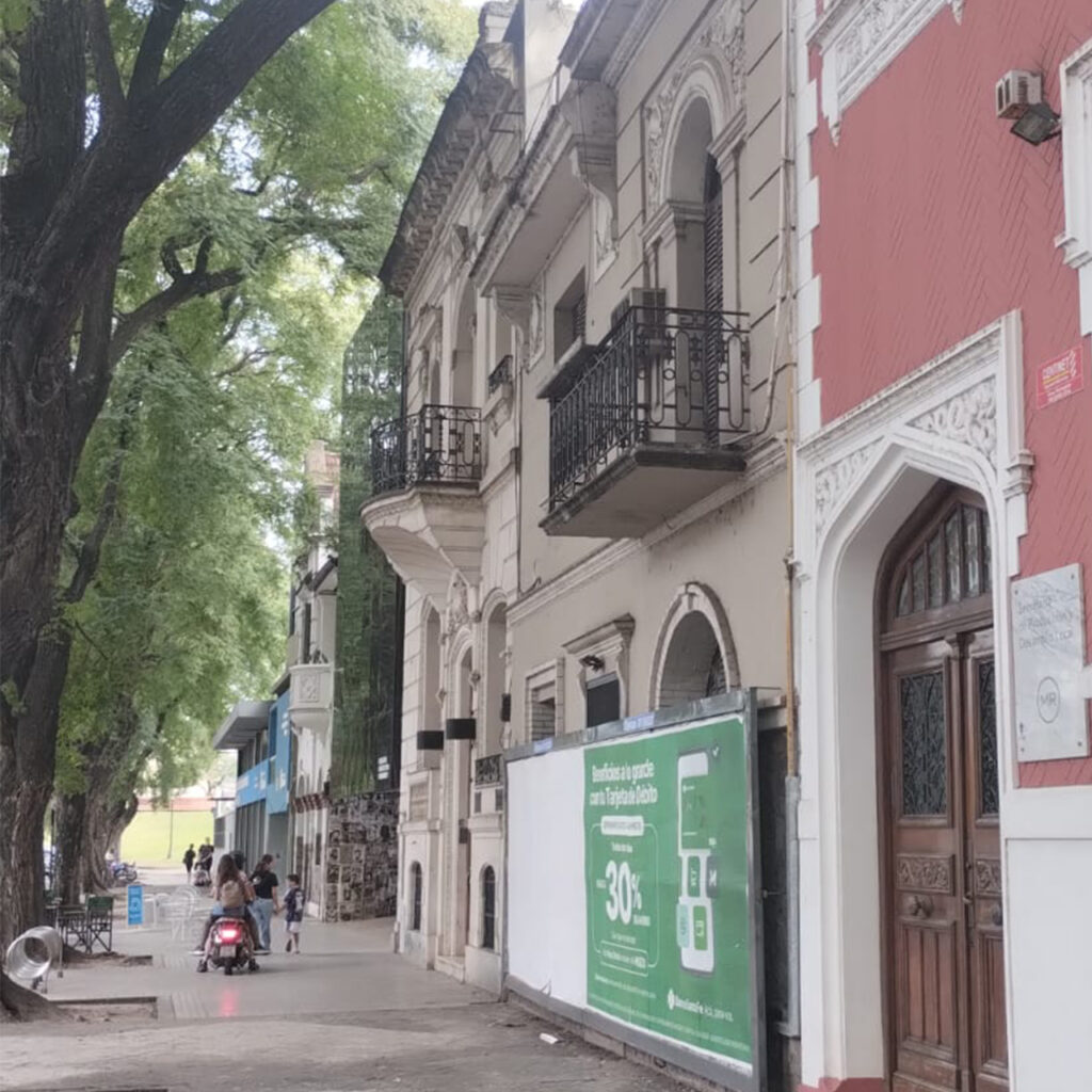 Posición del Colegio de Arquitectura y Urbanismo sobre un pedido de excepción en el entorno del Monumento Nacional a Bandera.